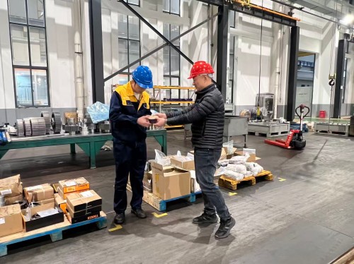 寒冬腊八暖意浓 创力关怀沁人心 | 上海创力集团为一线员工送上“暖心腊八粥”(图4)