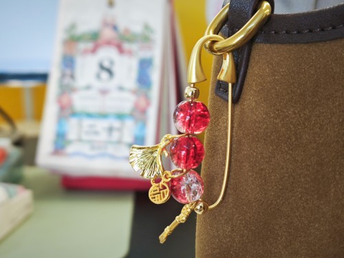 【指尖承古韵 春日聚芳华】 创力集团举办妇女节非遗手工制作活动(图7)